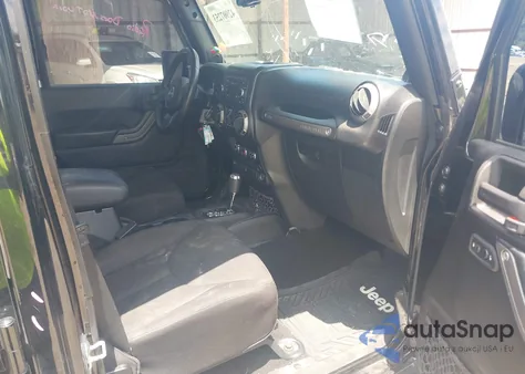 2014 Jeep Wrangler Unlimited Sport z USA, uszkodzony, nr VIN 1C4BJWDG8EL185971